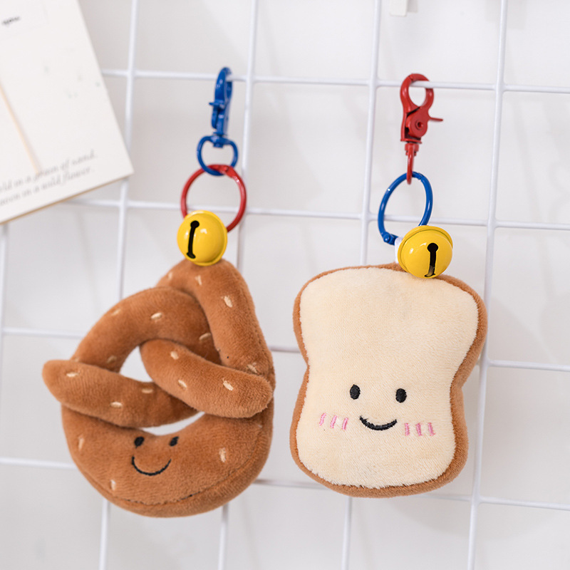 Simulación de tostadas pretzel almohada juguetes de peluche al por mayor transfronterizos bocadillos pan cuento muñeca calmante colgante