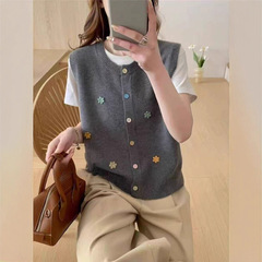 设计感花朵针织开衫马甲女春秋2025新款洋气减龄显瘦无袖背心毛衣