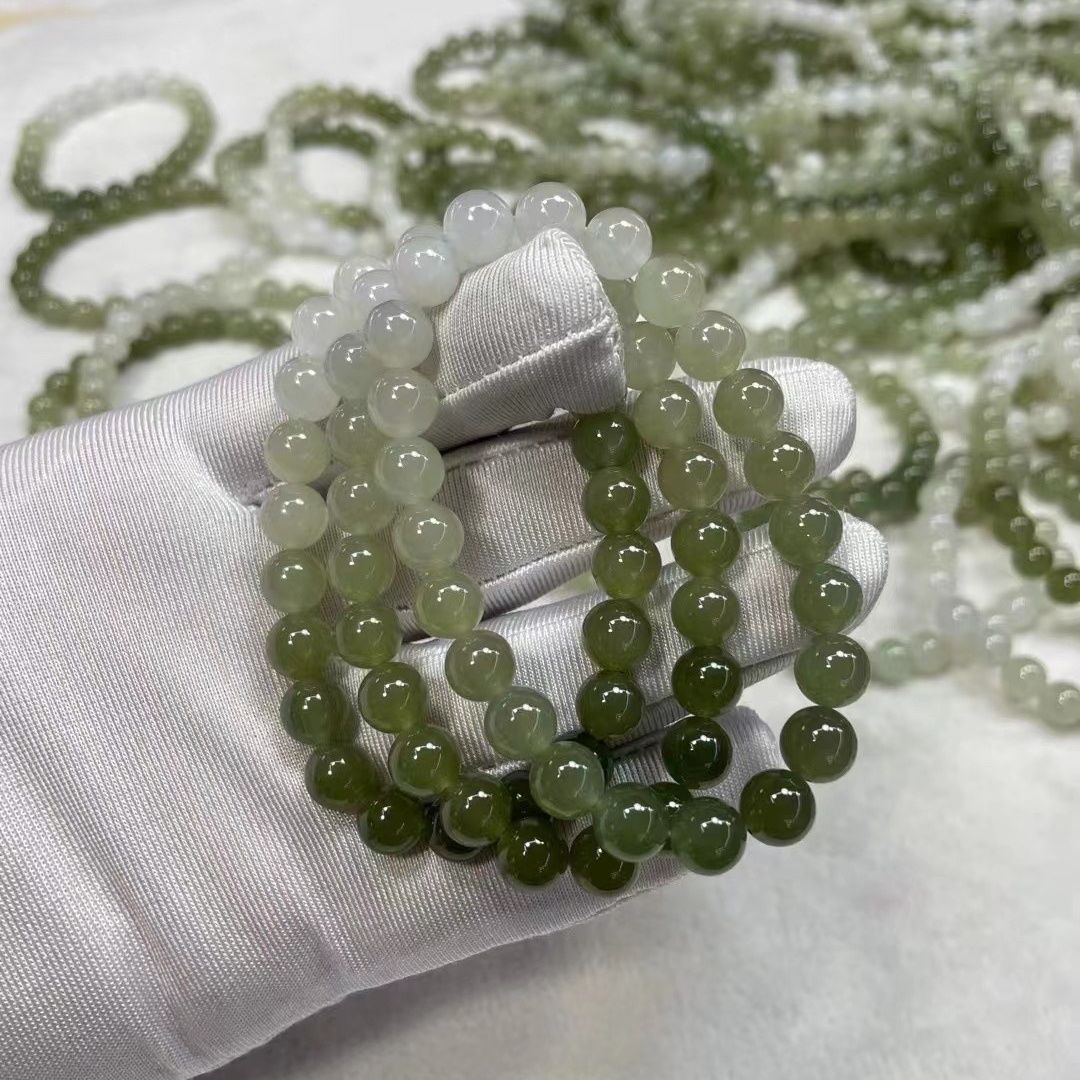 비드 직경은 약 8mm입니다(맑은 물 그라데이션).