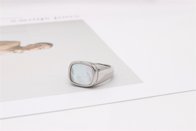 Holiday Occasion Titanium Steel Material Square Pattern Wholesale Simple Style Square Titanium Steel Shell Rings