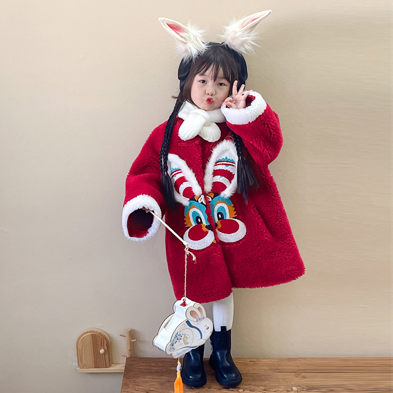 儿童皮草外套拜年服兔子新年款男女童装宝宝羊羔毛大衣刺绣中国风
