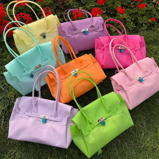 �羳�nϵkiikiiͬ��͸��������Ů�μ�P���������ͨ���K�������