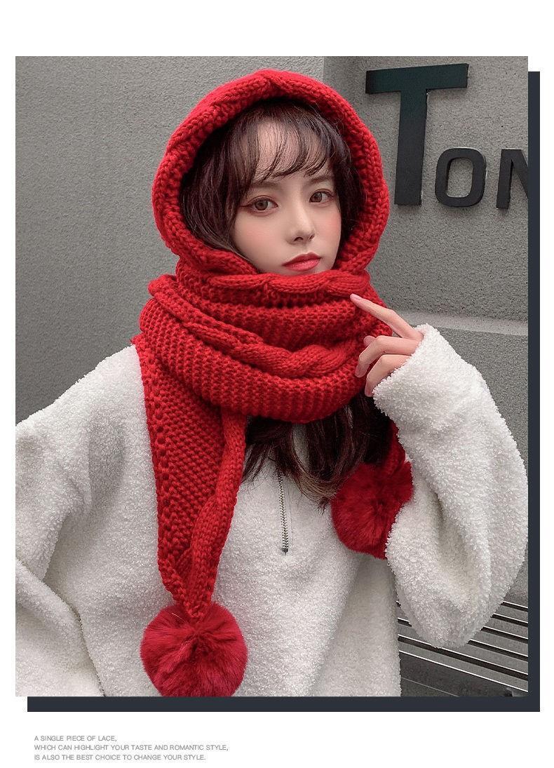 Sciarpa con cappuccio in maglia e protezione orecchie donna_voghion.com