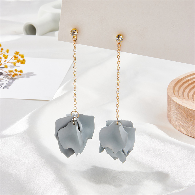 Sweet Leaf Alloy Stoving Varnish Inlay Rhinestones Women's Drop Earrings display picture 4