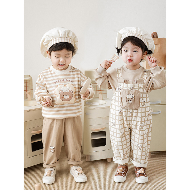 Qiu Duomeng Children's Bread Bear Bib Pants Baby's Cartoon Sweatshirt Set 2023 Spring Girls' Casual Pants