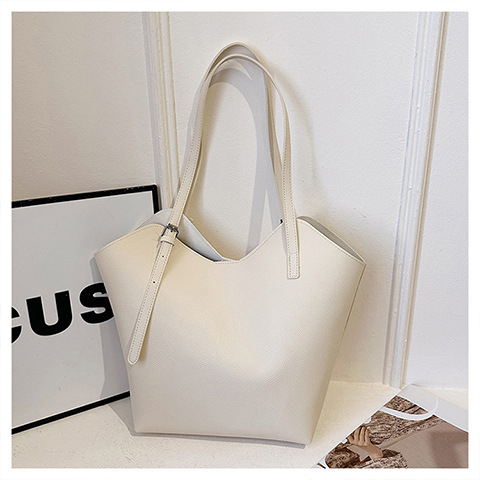 638g Weight Polyester Lining Material Magnetic Buckle Closure Type Double Shoulder Straps Strap Type Tote Bag Bags Type Casual, Daily, Shopping Occasion Pu Leather Material Solid Color Pattern All Seasons Season Women's Gender Classic Style Style Dumpling Shape Shape Women's Pu Leather Solid Color Classic Style Dumpling Shape Magnetic Buckle Tote Bag 17