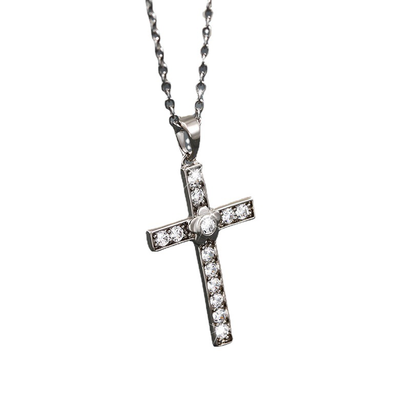 Xupe joyería micro incrustaciones de circonio Colgante Cruz luz femenina de lujo simple personalidad estilo frío COLLAR COLGANTE accesorios masculinos