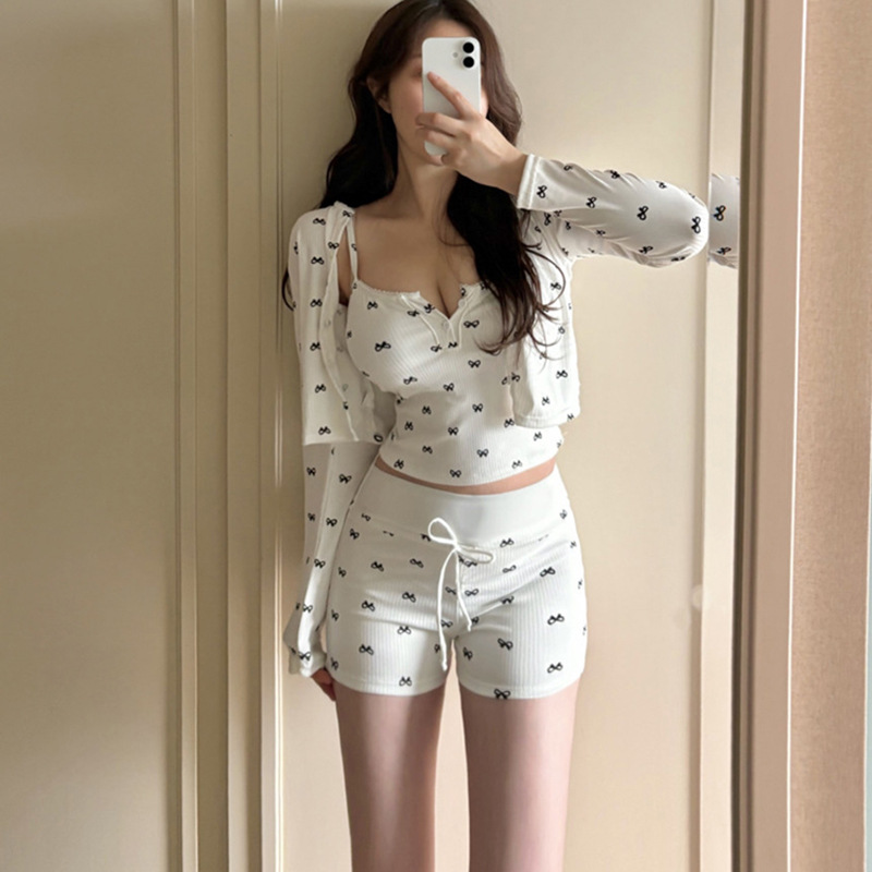 甜美可爱少女保守长袖外衫三件套温泉休闲度假高腰分体游泳衣泳装