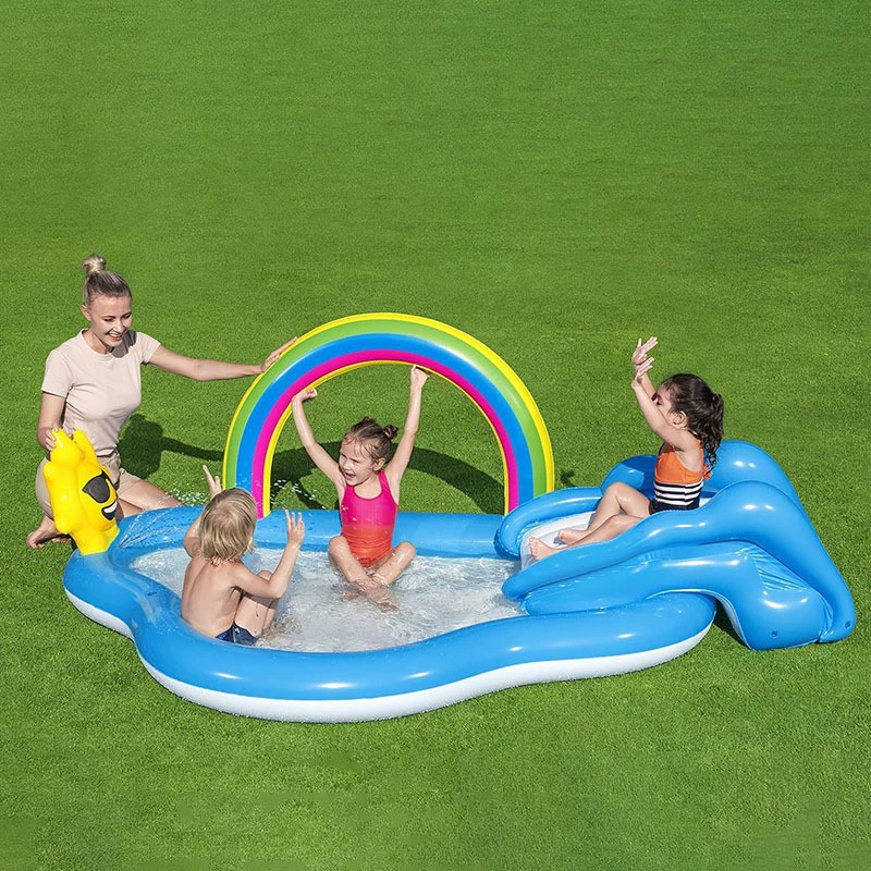 Фабрика поставляет надувные радужные горки фонтанов для детей