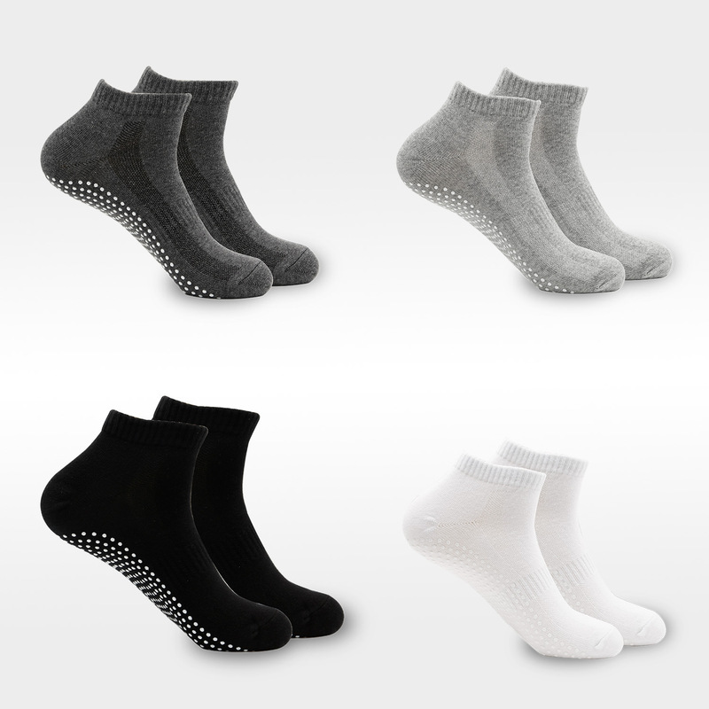 dispensing sports socks black and white men's socks yoga socks sweat absorbent breathable non-slip socks trampoline socks