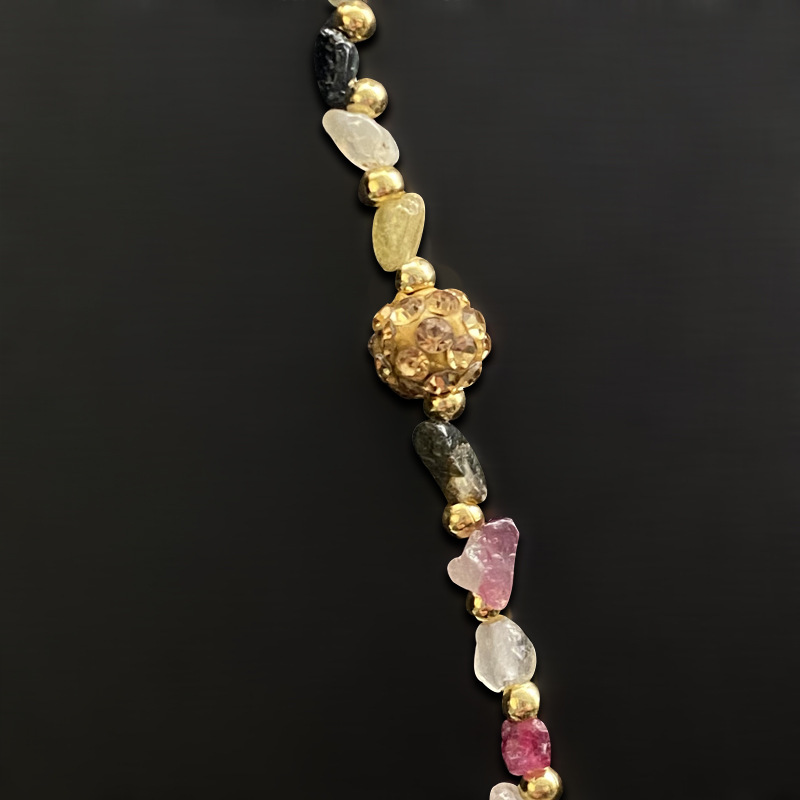 Colar com pingente de pérola barroca natural e turmalina ouro_voghion.com