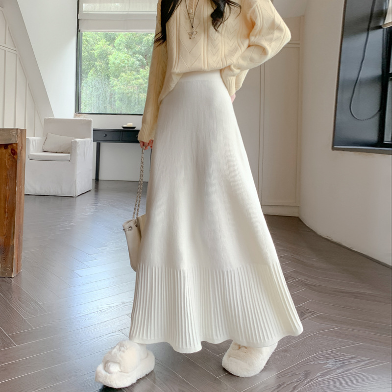 Autumn and Winter A-Line Skirt for Small Women 2025 New Mid-Length Thickeneded Fishtail Wool Knitted Pleated Skirt