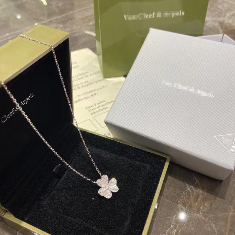 925 スターリングシルバー高バージョン Fanjia ラッキーダイヤモンドクローバーネックレス女性のクローバーペンダントメッキ 18K ゴールド工場直販|undefined