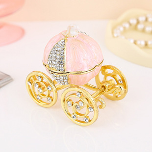 �r������ָ���F���ٶ��h���������b��չʾ�Ʒ�ռ{�ЬF؛