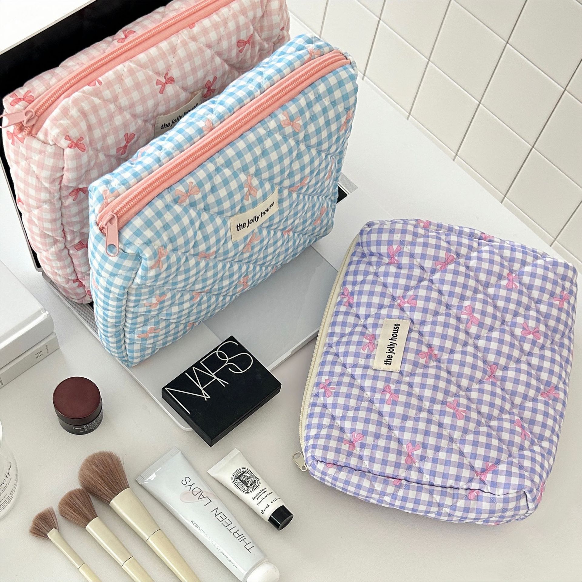Elegant Streetwear Plaid Canvas Square Makeup Bags display picture 7
