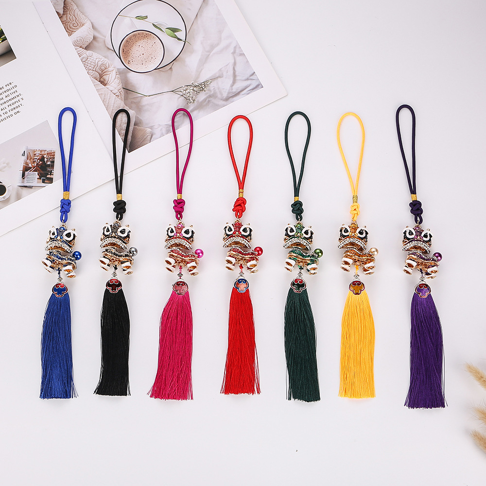 Little Deng Little Deng Chinesischer Knoten Auto-Innendekoration Glücksbringer Tanzanhänger Friedensamulett Hängeseil Quaste Kleiner Löwe_voghion.com