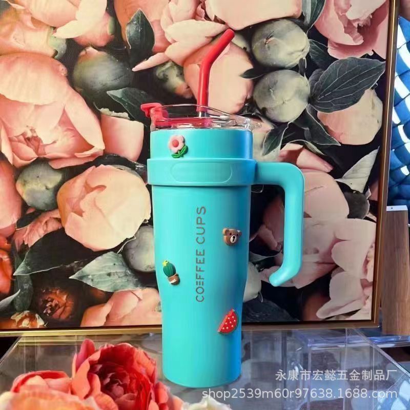 Tiktok Venta caliente gigante 40oz ventosa taza de paja de alto aspecto taza de café taza de agua de aislamiento frío de gran capacidad