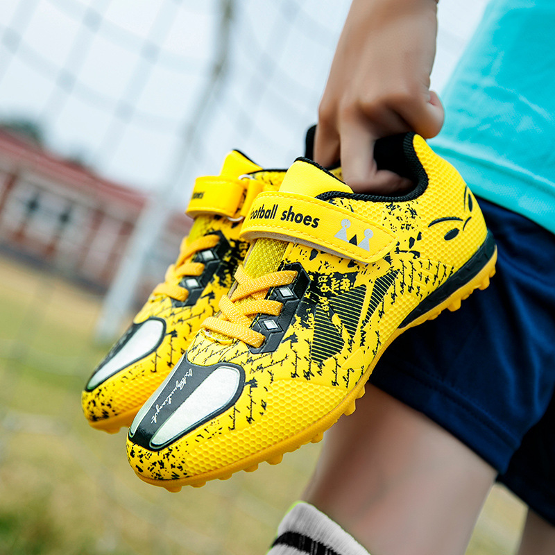 Spring and Autumn New Men's and Women's Football Shoes Outdoor Competition Grass Training Sports Shoes Broken Spike Velcro Running Shoes