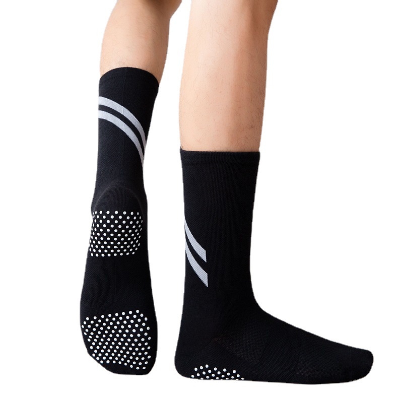 Men's Socks Mid-Tube Dotted Non-Slip Basketball Sports Socks European and American Skateboard Cycling Socks Yoga Socks All Year Round Socks Cross-Border