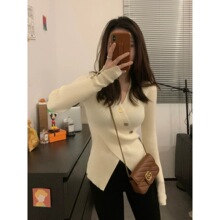 ��ɫ����V�Iᘿ���Ů���ﶬ��2025�¿��ݼy��ë���@�����³�