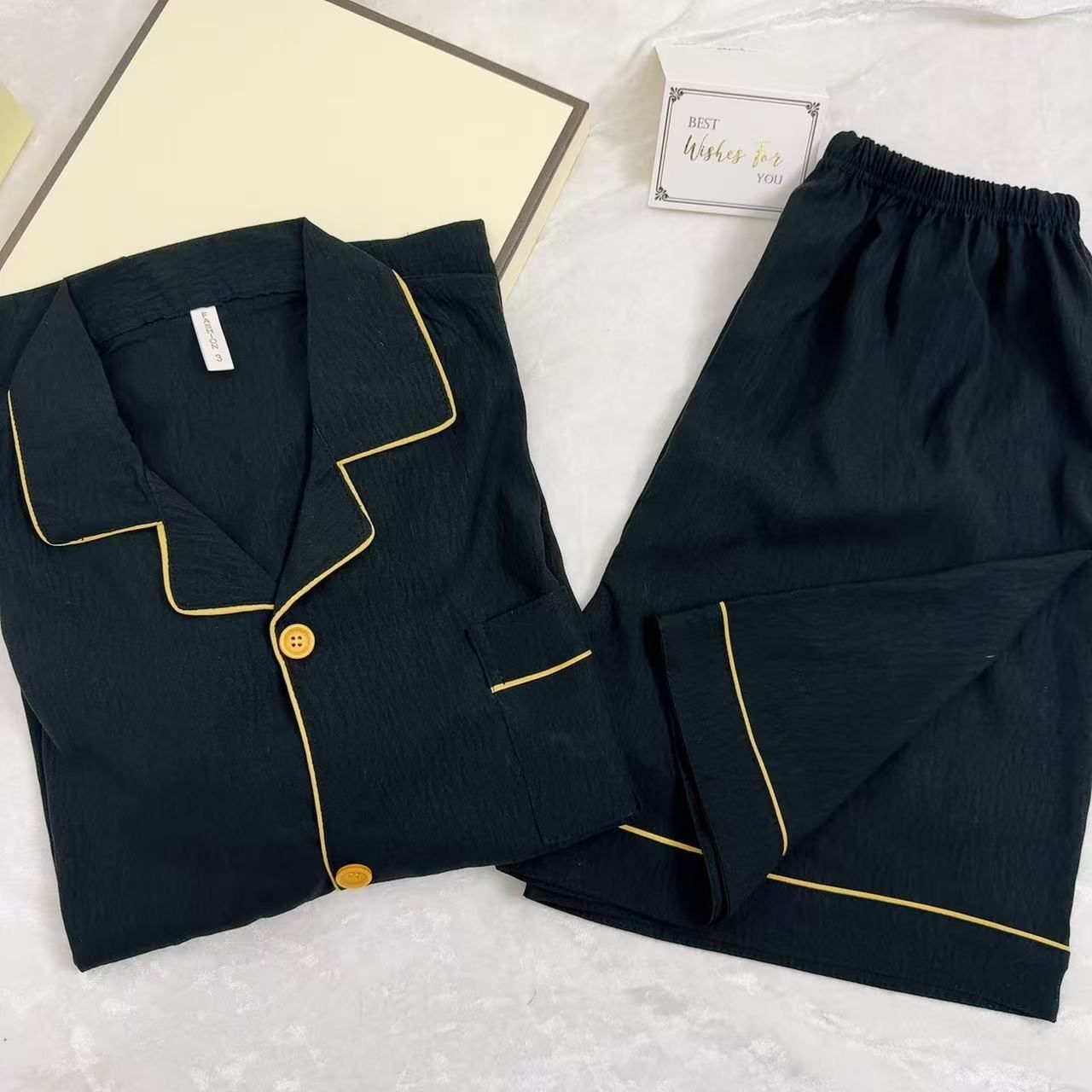 Pijamas de algodón de nube de solapa transfronteriza al por mayor cardigan para hombres pantalones cortos de manga corta de verano de dos piezas de color sólido
