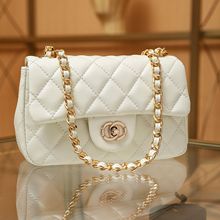 名牌包包女2025新款专柜正品菱格真皮女包小香风cf链条单肩斜挎包