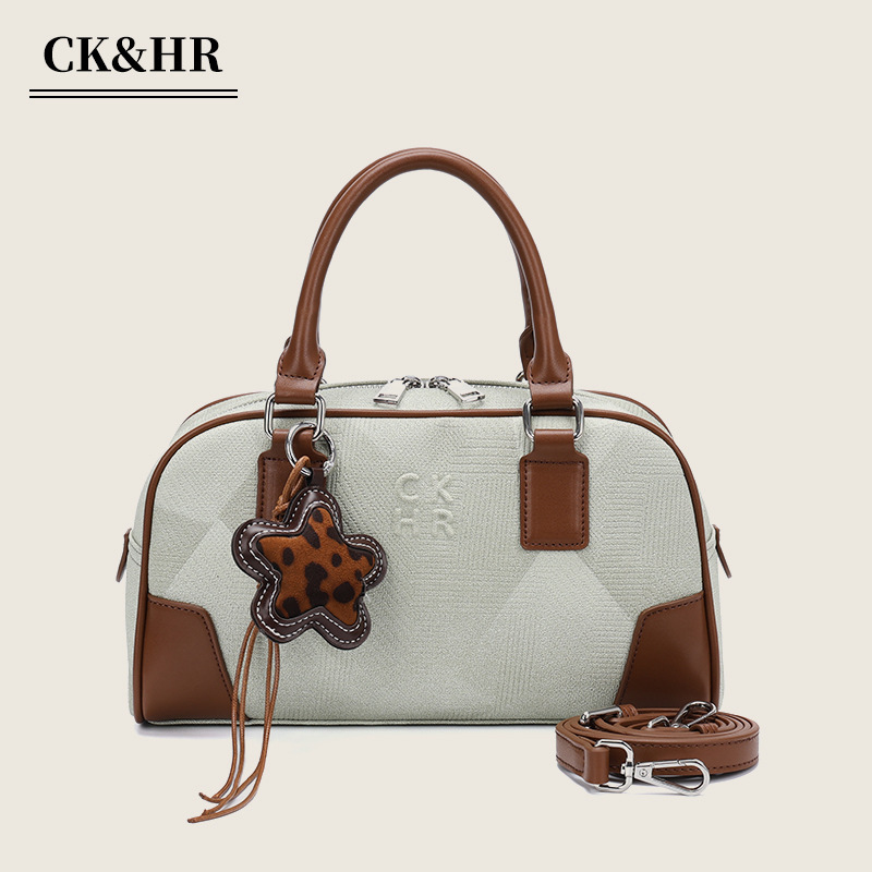 Spring and Summer Niche Retro Handbag 2025 New Girls Shoulder Bag Versatile Commuter Leather Bowling Crossbody Bag