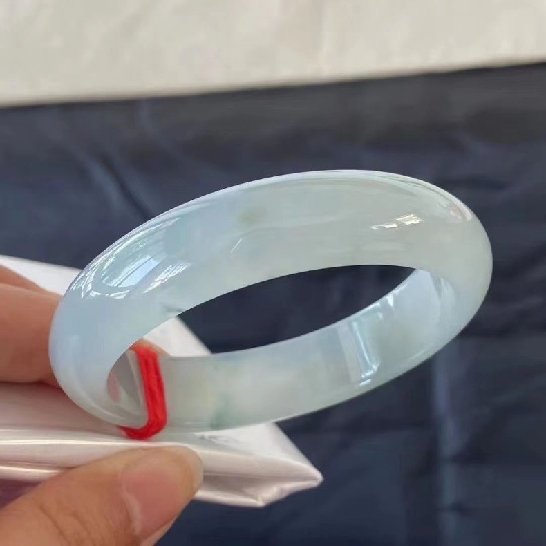 Vòng tay ngọc bích tự nhiên Miến Điện chính hãng A màu xanh lá cây nhạt băng cao chi tiết 5