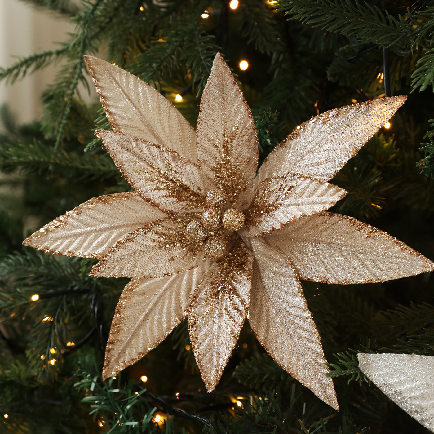Nuevo producto tela 20CM flor de imitación flor de Navidad flor de sequilla flor de decoración de flores de Navidad guirlandas de caña decoración