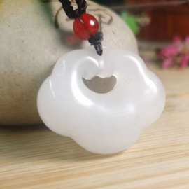 马年礼品玉石挂件天然新疆金丝玉如意锁吊坠白色玉坠diy饰品