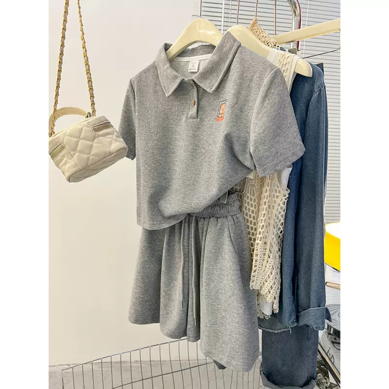 盐系炸街运动套装女夏2025新款宽松洋气减龄小个子休闲短裤两件套