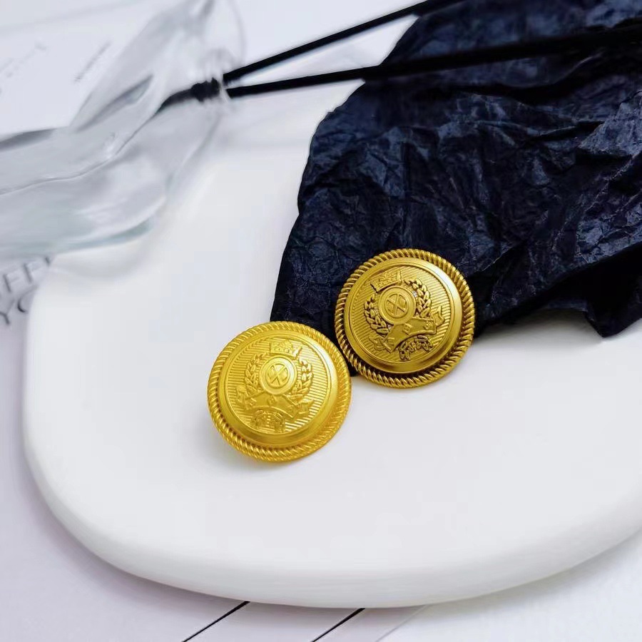 弧面盾牌外套西装正装金属手缝扣上衣厂家直销合金高脚纽扣批发