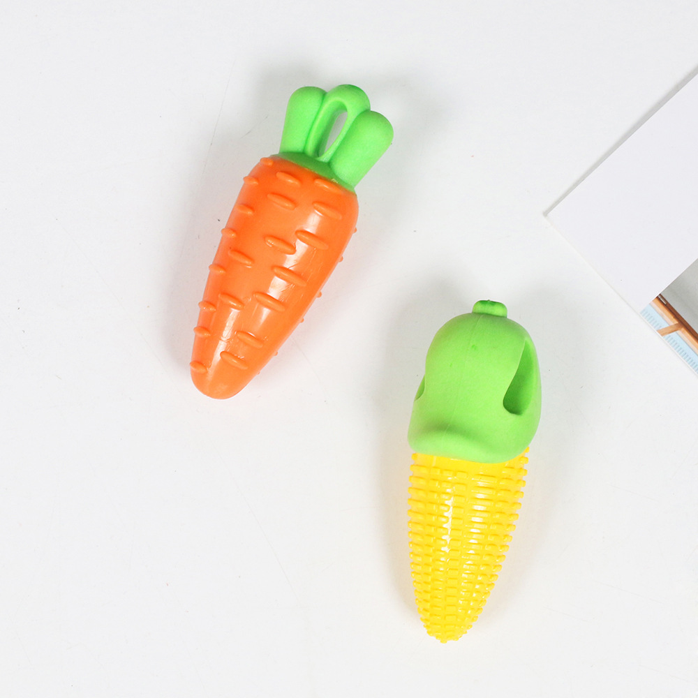 Juguetes para mascotas TPR zanahoria maíz perro pequeño para aliviar el aburrimiento, rechinar los dientes, moler, sonido, fábrica de juguetes para perros al por mayor