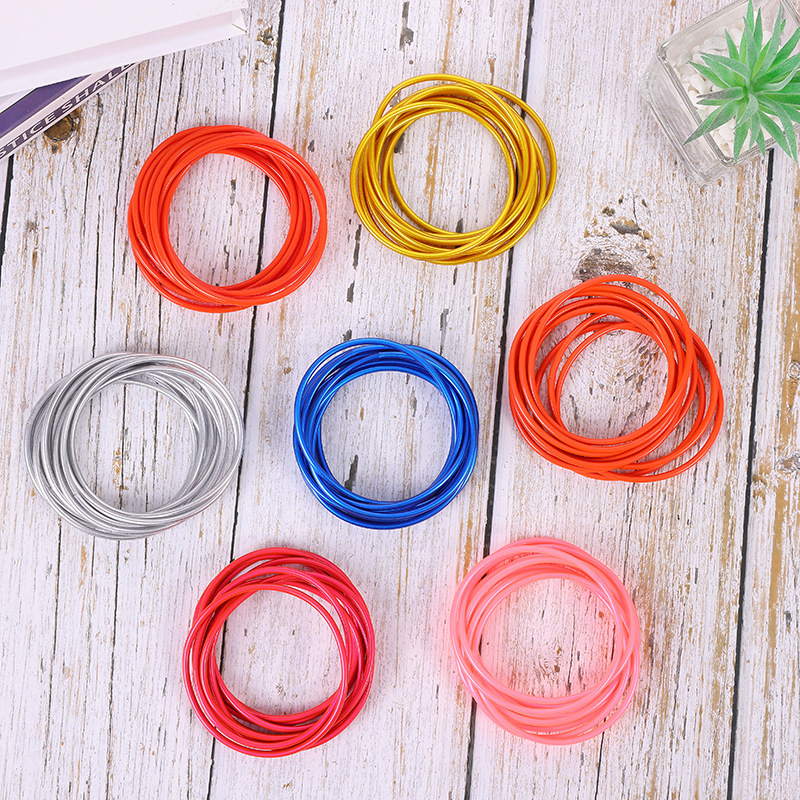 2024 Transfronterizo Amazon nueva pulsera de silicona para mujer moda simple traje de lazo pulsera al por mayor