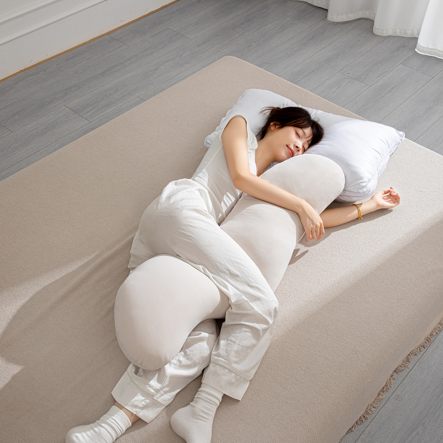 The Same Planet Hug Pillow, Pregnant Women's Pillow, Side Sleeping Pillow, Leg Pillow, Game Waist Pillow, Sleeping Pillow, Side Sleeping Pillow