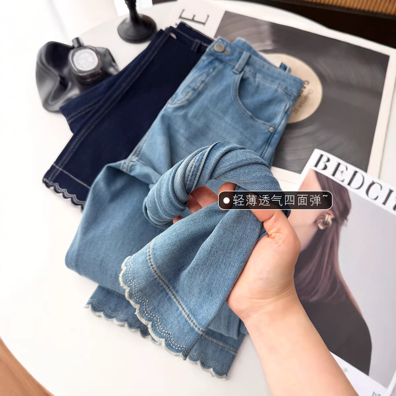 Chao Stylish Spring/Summer Embroidered Lace Cropped Jeans for Women, Slimming and Straight-Cut, Made of Lyocell Blend