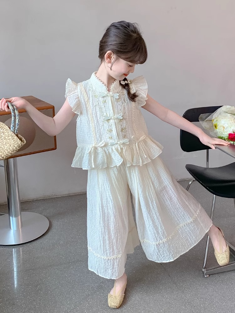 Niña nuevo conjunto chino de verano 2025 nuevo estilo nacional pantalones de piernas anchas hebilla de disco super xiang de verano niñas de manga corta vestido chino