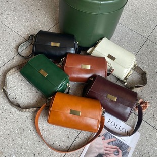 Vegetable Tanned Top Grain Cowhide Women's Shoulder Bag - Fashionable Multi-Compartment Large Capacity Practical Motorcycle Square Bag