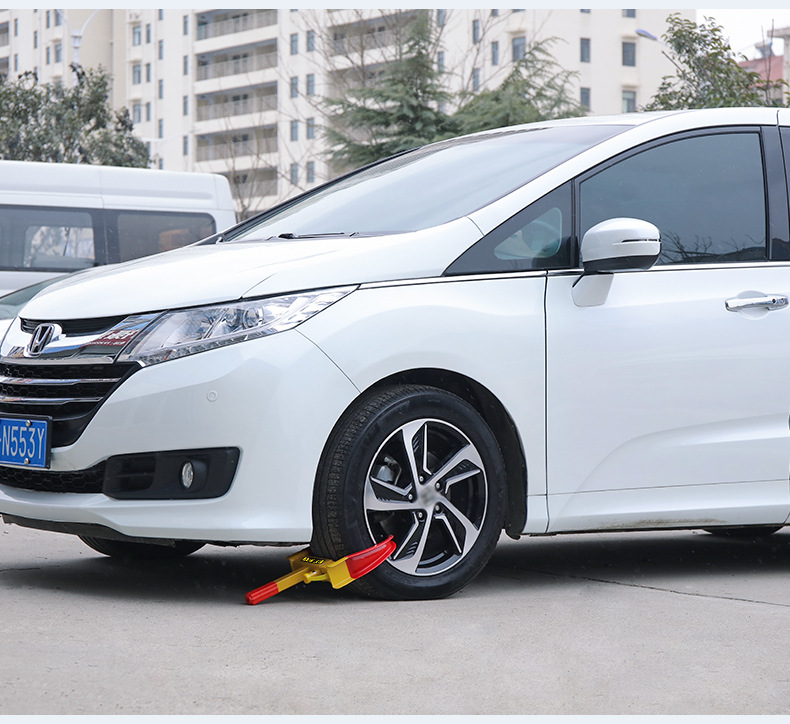Car tire lock thickened lock wheel lock universal car lock anti-theft lock property lock horn clip lock