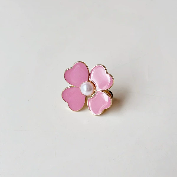 Four -leaf grass pink