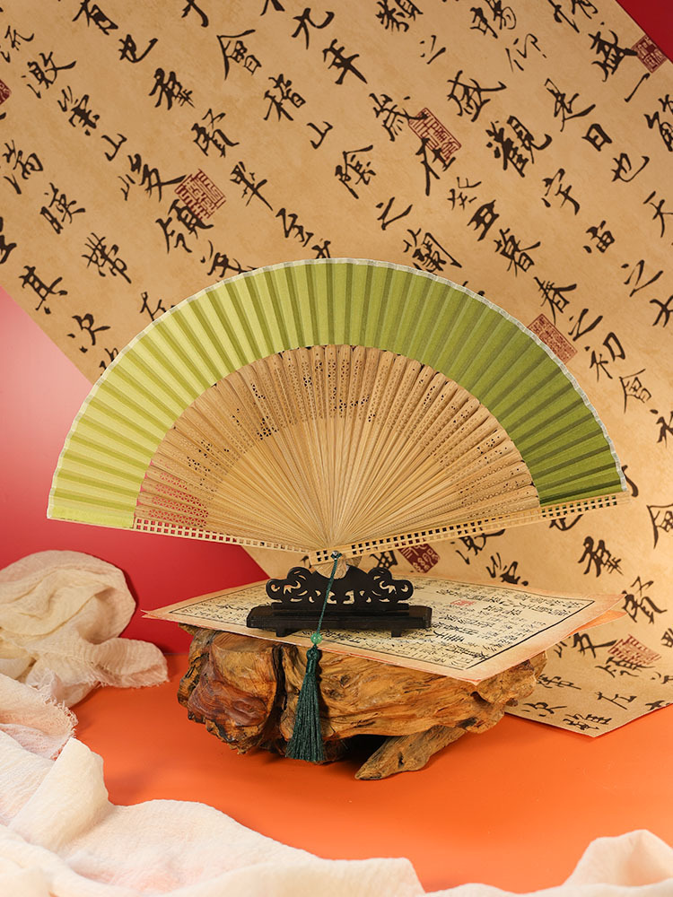 夏季古风折扇渐变黄折扇子金黄色中国风古风折叠竹扇男女绢布夏详情2