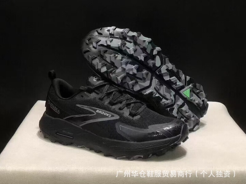BROOKS Cascadia18 Mountain Rock メンズ レディース クロスカントリー ランニングシューズ 登山 滑り止め ランニングシューズ|undefined