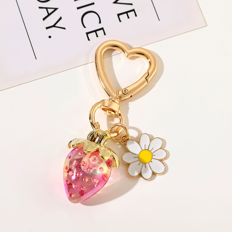 Personalidad encantadora corazón de niña dulce de fresa llavero en forma de corazón en línea popularidad femenina nueva bolso creativo llave joyería colgante image 10