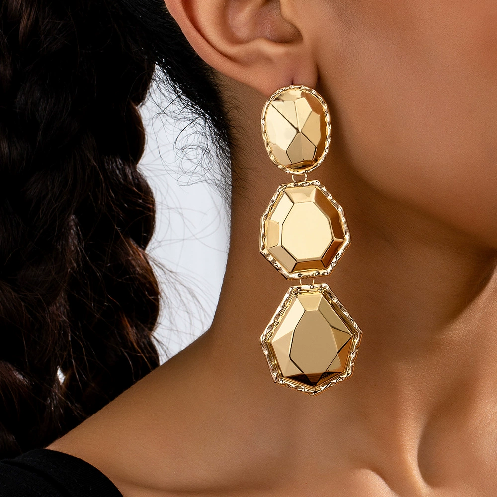 Trend metal retro elegant fashionable earrings, European style