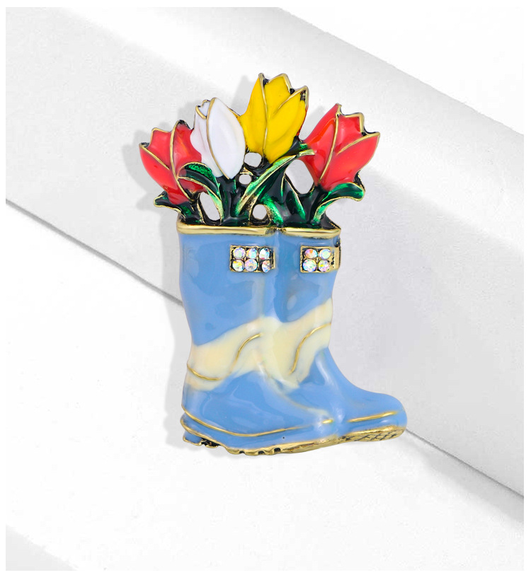 IG Style Sweet Flower Boots Alloy Enamel Inlay Rhinestones Women's Brooches display picture 3