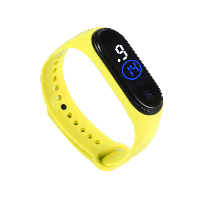 M4 táctil LED reloj electrónico en stock al por mayor deportes al aire libre impermeable pulsera reloj simple estudiante luminoso reloj