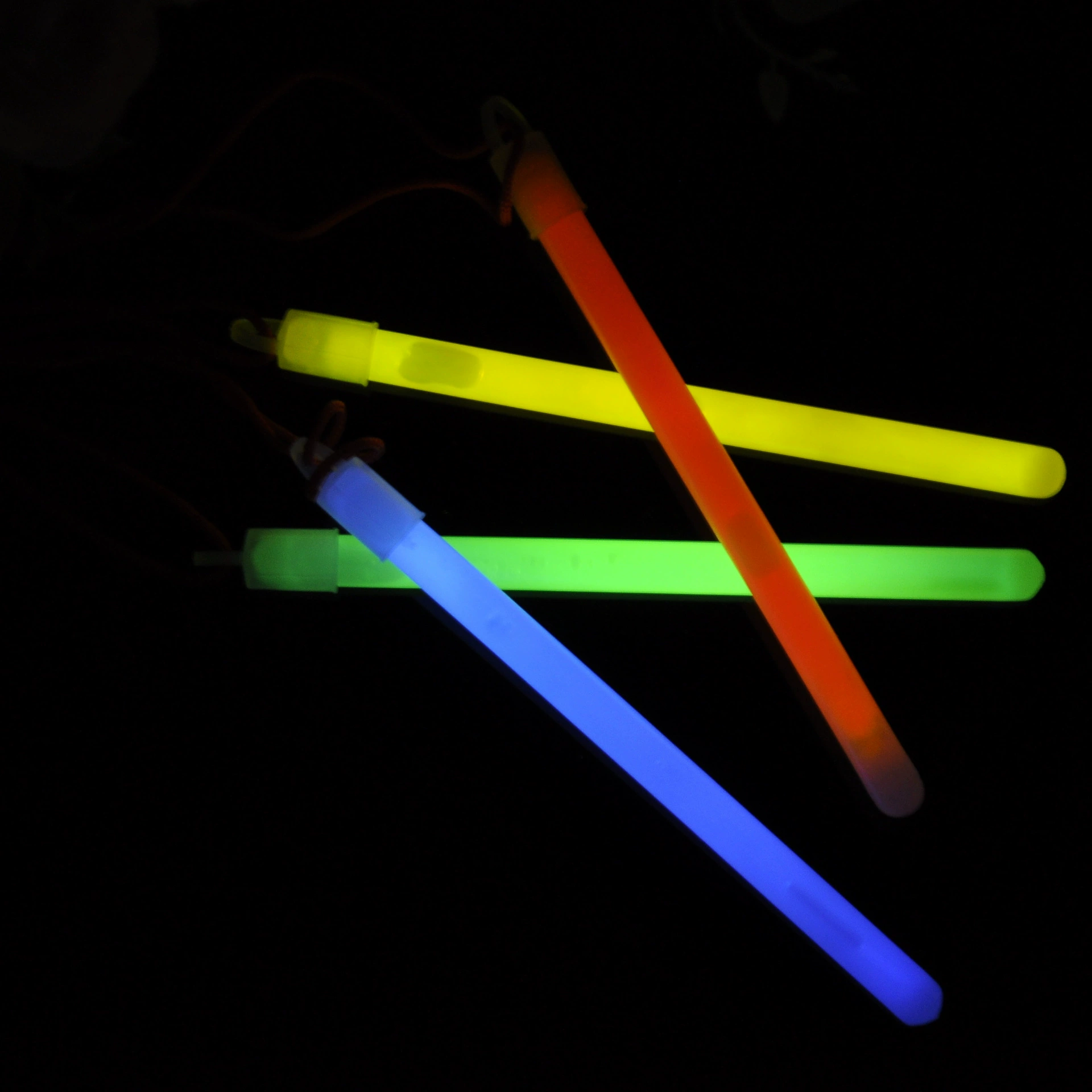 Тонкая 6-дюймовая светящаяся палочка кулон оптом светящаяся палка концертная Вечеринка развеселить реквизит Рождество Хэллоуин