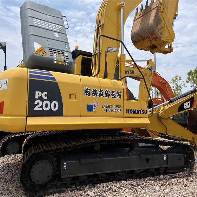 Exportación colombiana de segunda mano Komatsu PC200 - 8 excavadora, venta directa, noventa por ciento, confiable.