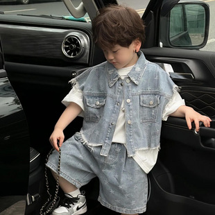 Boys' 2025 Summer New Korean Style Vest and Shorts Two-Piece Suit for Little Gentlemen, Handsome and Stylish on the Street