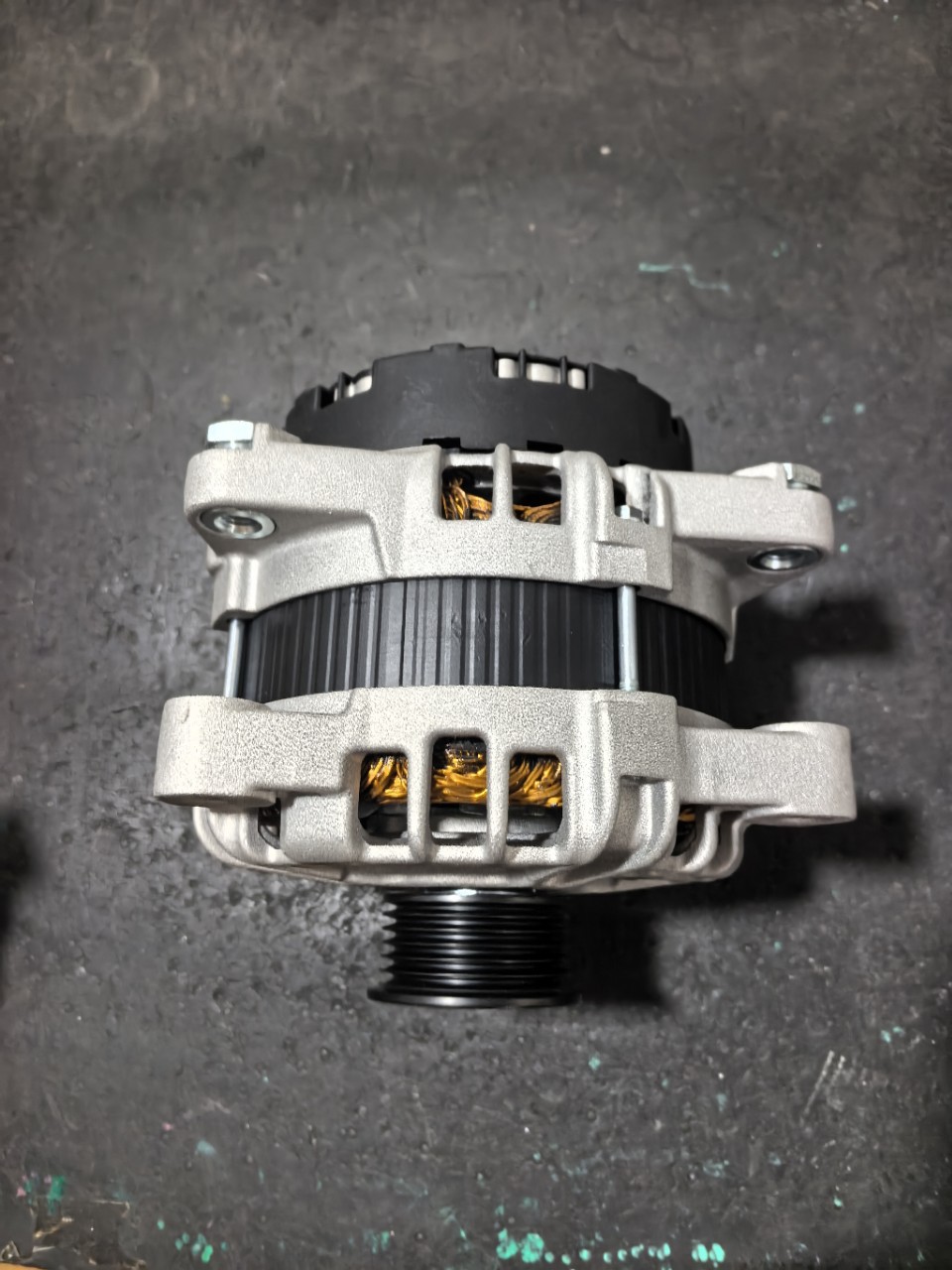 LR105985 Generator